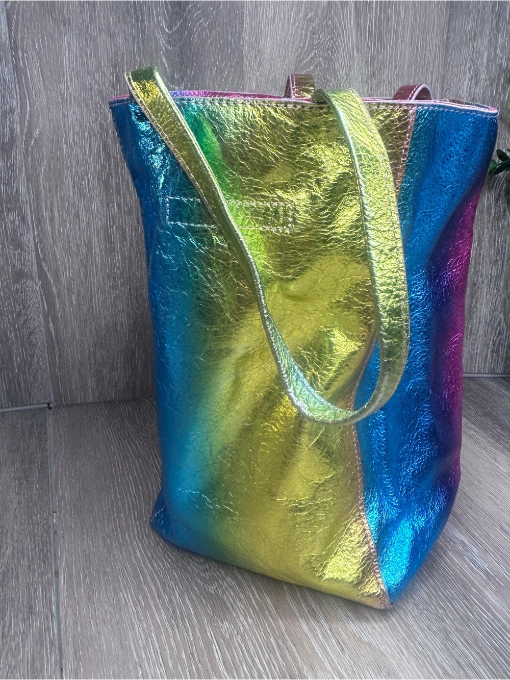 HOBO Metallic Rainbow Iridescent Tote Bag Pride Edition – Reflective Bag -Rare! - Picture 5 of 12